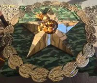 Звезда вечного огня - лавровый венок на заказ в Покрове